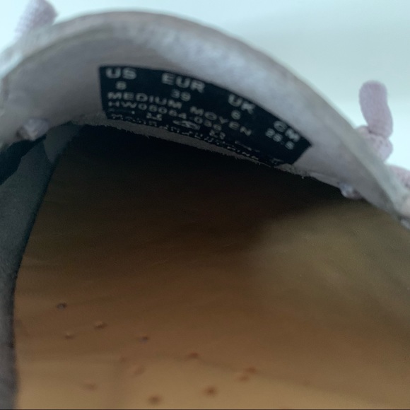 Hush Puppies - Light Grey Leather Stretch Loafers - Size 8M - Picture 12 of 13